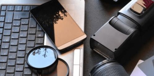 高考后迎電子產(chǎn)品銷售旺季，學(xué)生群體成消費(fèi)主力